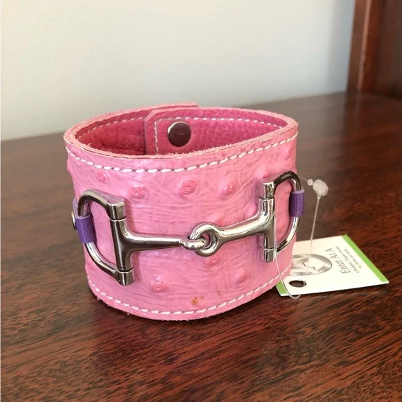 Snaffle Bit Leather Cuff Bracelet - Picture 1 of 4